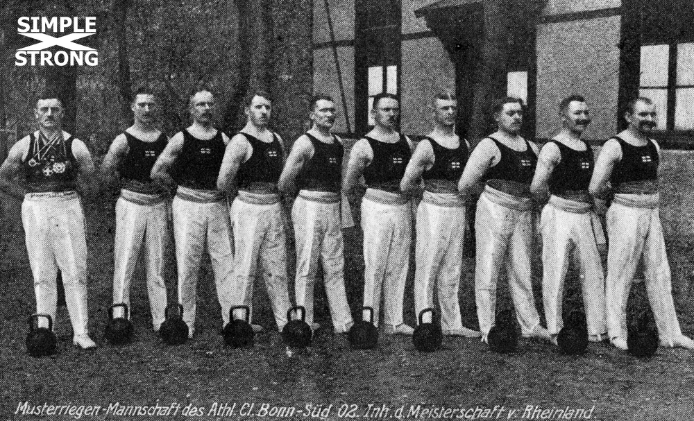 “Jonglieren”: Team Kettlebell Juggling in Germany (1925)